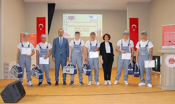 Kavak Cezaevinde Seramik Kursunu Tamamlayan Kursiyerlere Belge