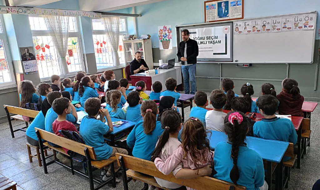 Minik Öğrencilere Güvenli Gıda Eğitimi