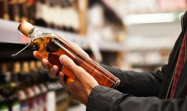 O Ülkede 73 Yıldan Sonra Alkol Yasağı Kalkıyor
