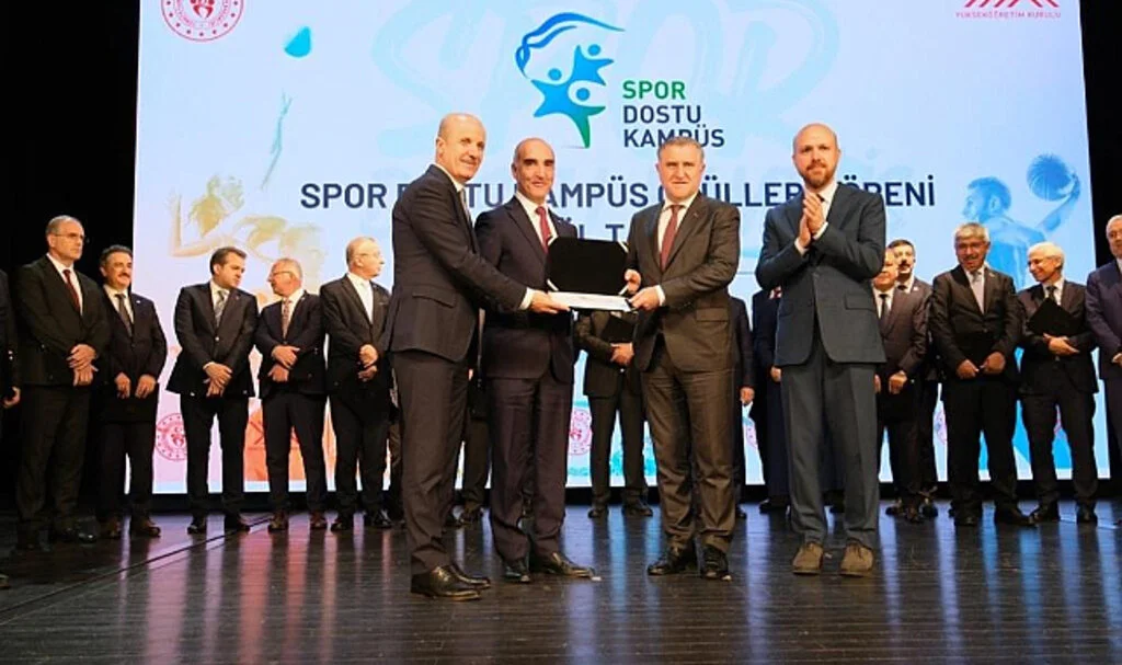 OMÜ’ye Spor Dostu Kampüs Sertifikası Verildi