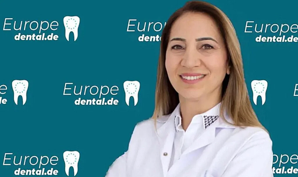 Porselen Diş Kaplama ile Daha Genç Görünmek