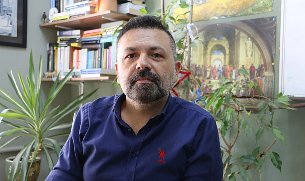 Prof. Dr. Karabekiroğlu: “Sınavı Evde Konuşmak Kaygıyı Artırır”