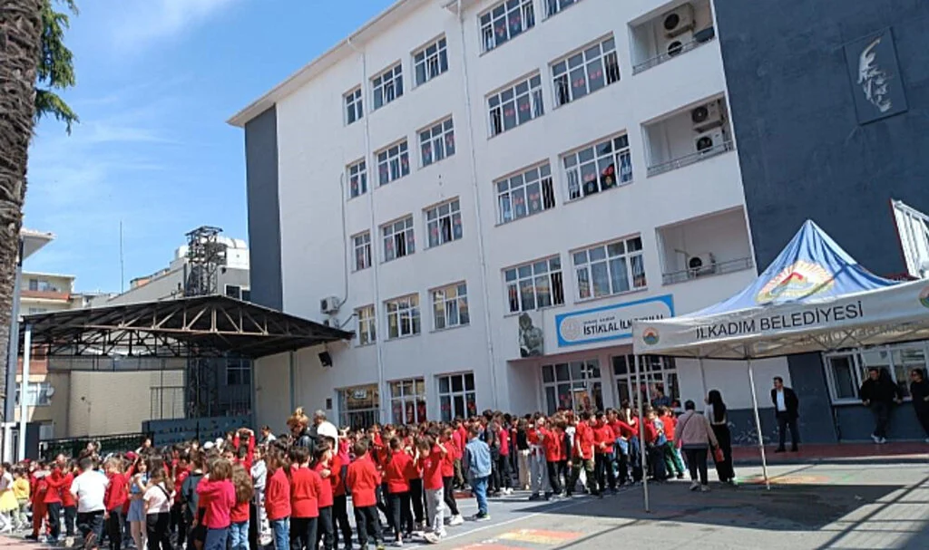 Samsun’da 10 Yeni Okulun İnşaatı Devam Ediyor