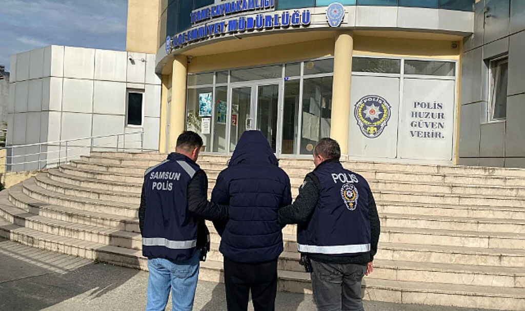 Samsun'da 13 Yıl 9 Ay Cezası Bulunan Hükümlü Cezaevine Gönderildi