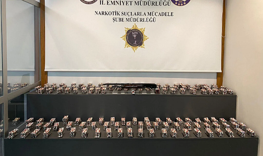 Samsun’da 15 Bin 680 Sentetik Hap Ele Geçirildi