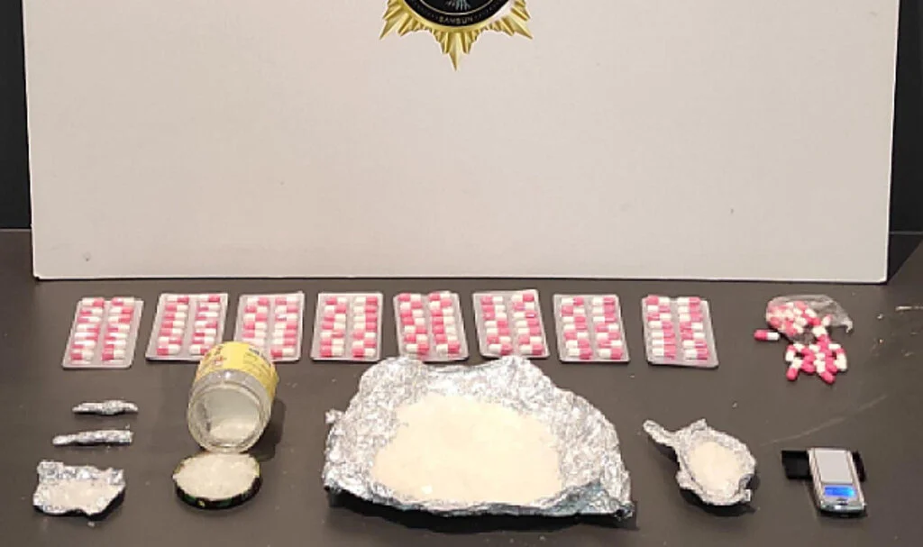 Samsun'da Baza Altında Uyuşturucu Bulundu, 2 Zanlı Yakalandı