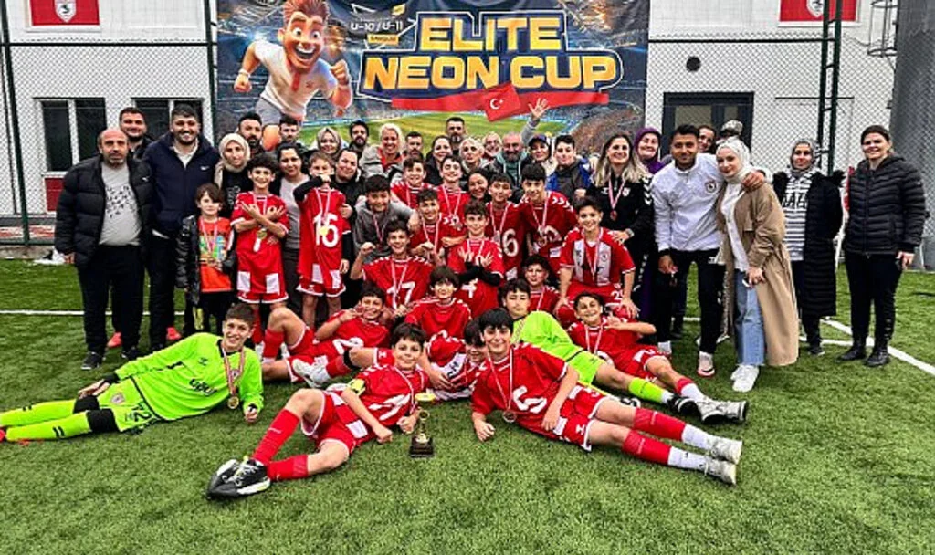 Samsun’da Elite Neon Cup Coşkusu