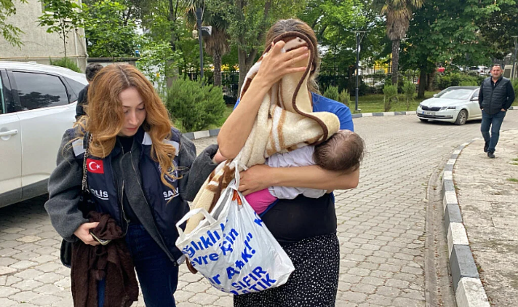 Samsun'da İki Evi Soyan Kadına Ev Hapsi Cezası
