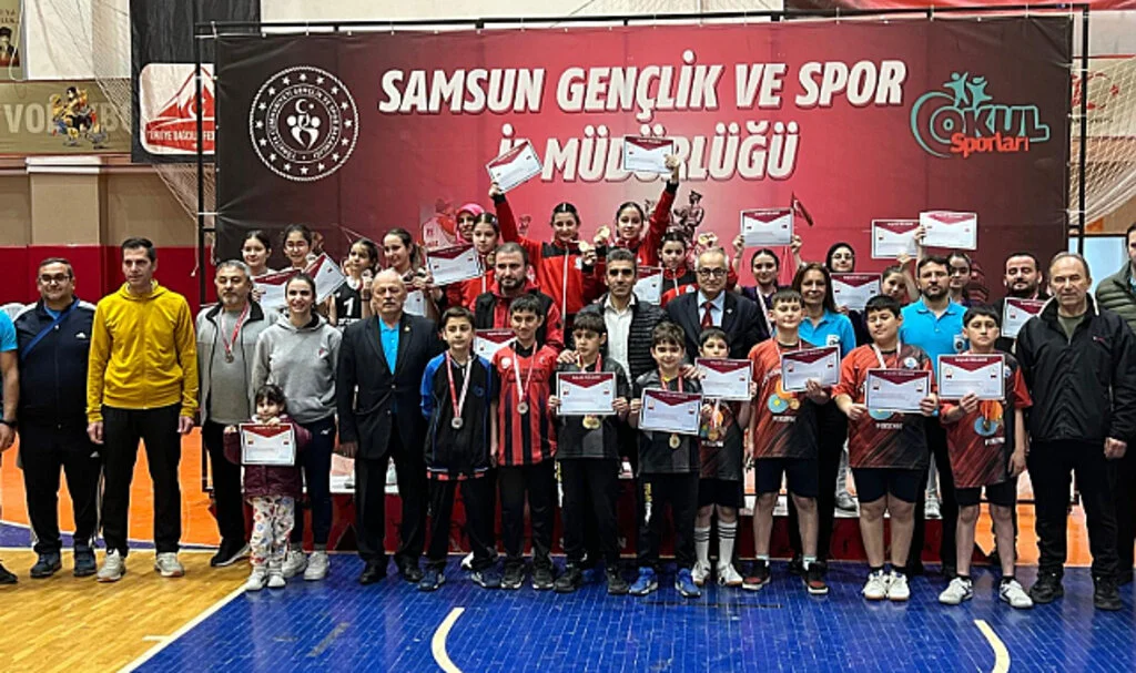 Samsun’da Masa Tenisi Heyecanı: Küçükler Grup Müsabakaları Sona Erdi