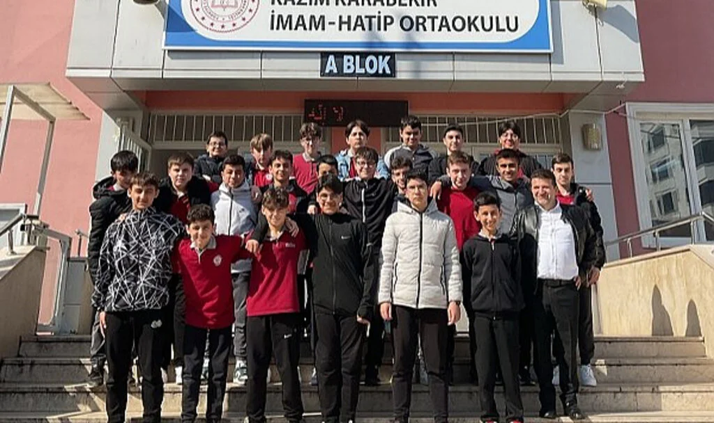 Samsun’da Öğrenciler Hedeflerine Adım Adım Yürüyor