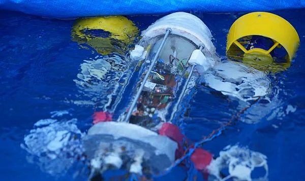 Samsun’da Öğrencilerden Görüntü Kaydeden Su Altı Robotu