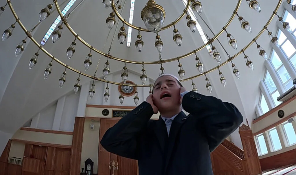 Samsunlu Emir Kayra Eke Türkiye'nin Ezan Birincisi Oldu! Hayali Ayasofya'ya Müezzin Olmak...