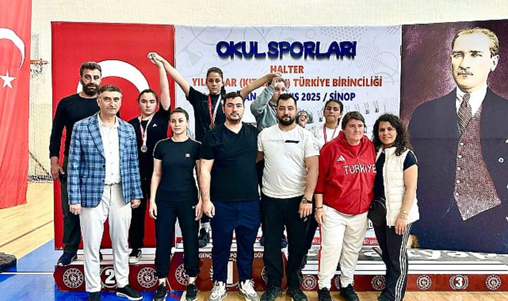 Samsunlu Halterciler Türkiye Şampiyonası’nda Zirvede