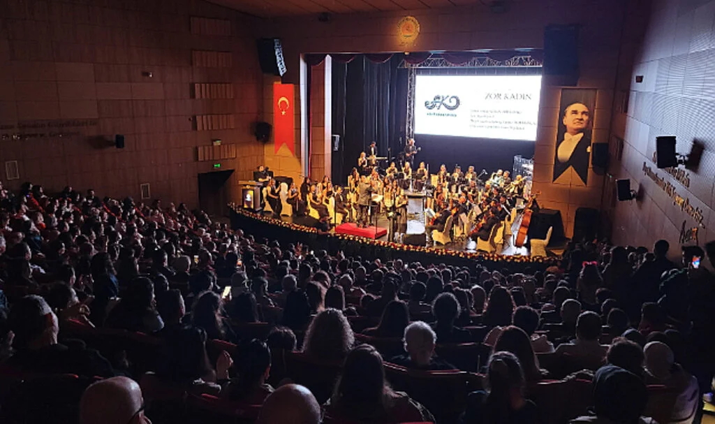 SBB Kent Orkestrası İlk Konseriyle Sahne Aldı