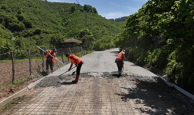 Terme Uludere’de Güvenli Ulaşım İçin Beton Yol