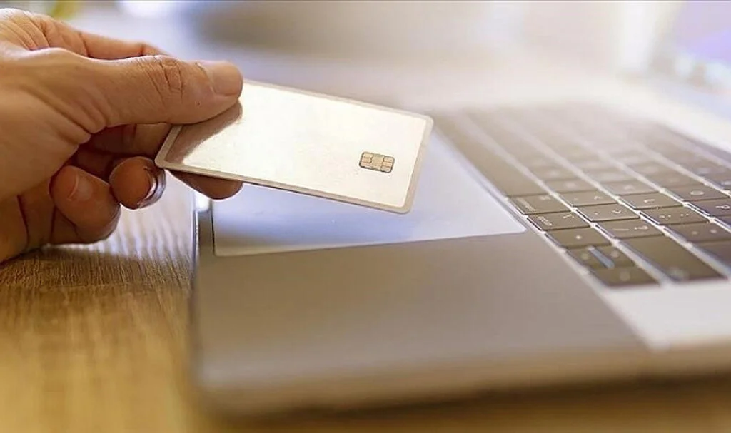 Türkiye'de E-Ticaret Hacmi 3 Trilyon Lirayı Aştı