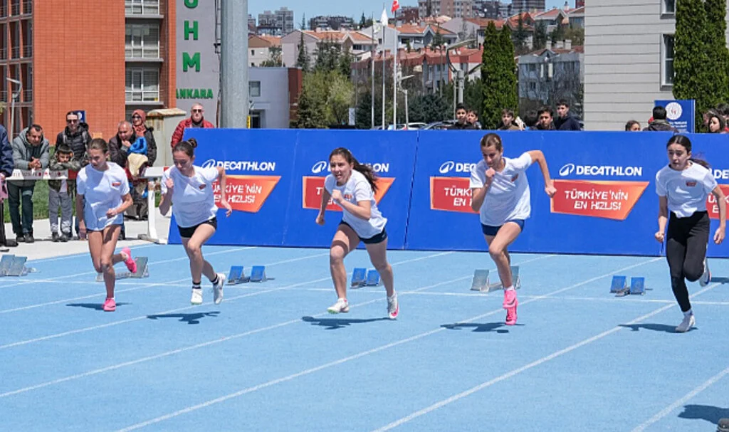 Türkiye'nin En Hızlısı Yarışları Sonuçlandı! Samsunlu Sporcular Finalde Yarıştı...