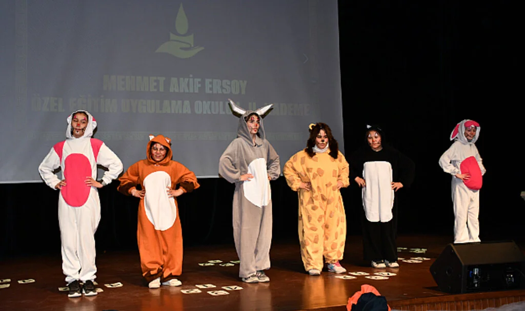 Vezirköprü’de Engelliler Haftası Coşkuyla Kutlandı
