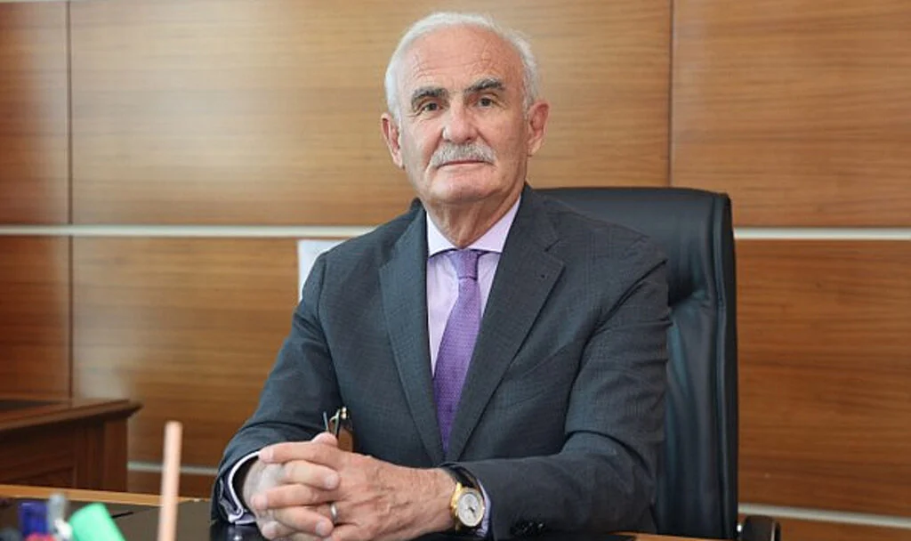 Yusuf Ziya Yılmaz’dan Anneler Günü Mesajı: Annelik Kelimelerle İfade Edilemez
