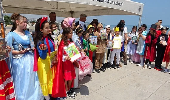 Atakum'da Bilim Şenliği: Öğrenciler Roket Uçurdu