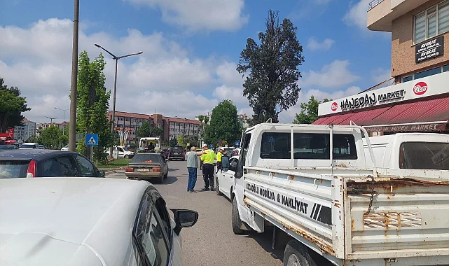 Bafra’da Trafik Kurallarına Uymayan Sürücülere Ceza Yağdı