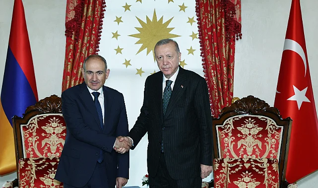 Cumhurbaşkanı Erdoğan ile Paşinyan İstanbul'da Görüştü