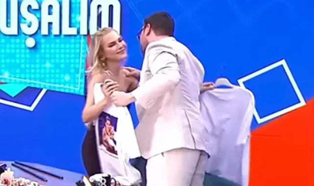 Eniştem Demişti… Ece Erken Ve Sinan Akçıl Yan Yana Görüldü