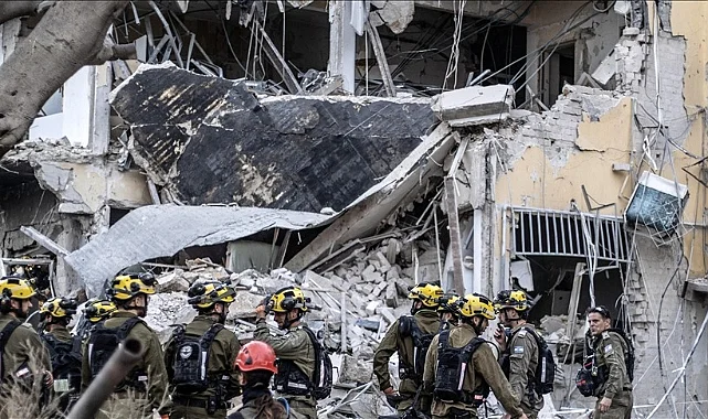 İran’dan İsrail’e Füze Saldırısı: 5 Ölü, 100 Yaralı