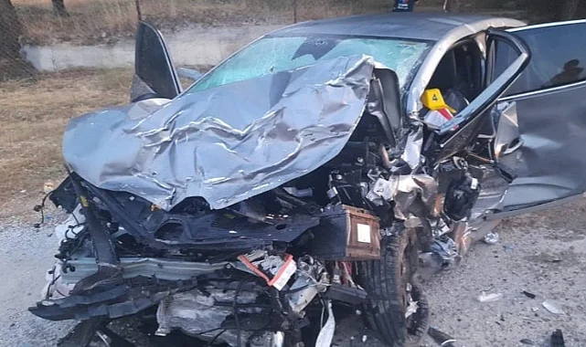 İzmir'de Feci Kaza: 5 Ölü, 2 Yaralı