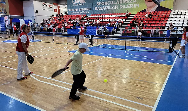 Samsun’da Aileler Pickleball İçin Sahaya Çıktı