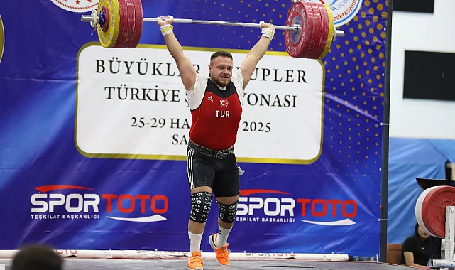 Samsun’da Halterde Türkiye Rekoru Kırıldı