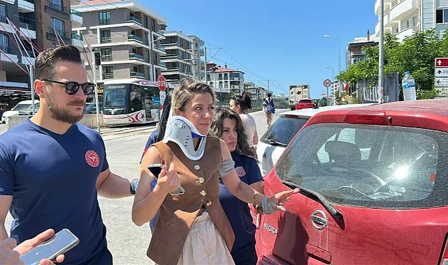 Samsun'da İki Otomobil Kavşakta Çarpıştı: 1 Yaralı