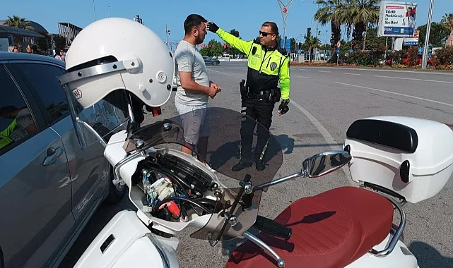 Samsun’da Otomobil ile Motosiklet Çarpıştı