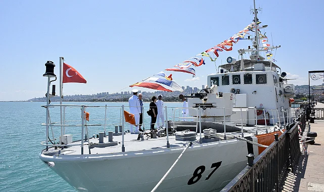 Samsun'da TCSG-87 Gemisi Halkla Buluştu!