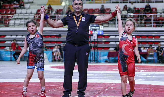 Sivas’taki Şampiyonada Samsunlu Sporculardan 14 Madalya