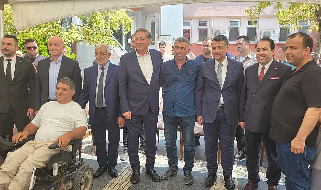 Tekkeköy'de Bayramlaşma Coşkusu Yaşandı