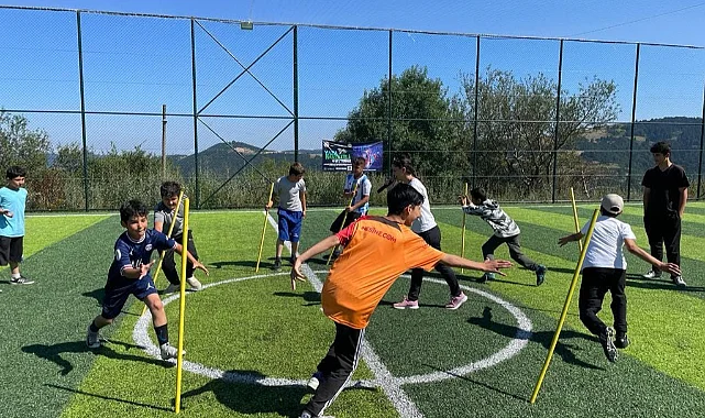 Alaçam'da Mobil Spor Okulu Köy Köy Geziyor: Çocuklara Spor Dolu Yaz!