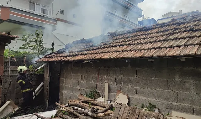 Çarşamba’da Odunlukta Çıkan Yangın Korkuttu