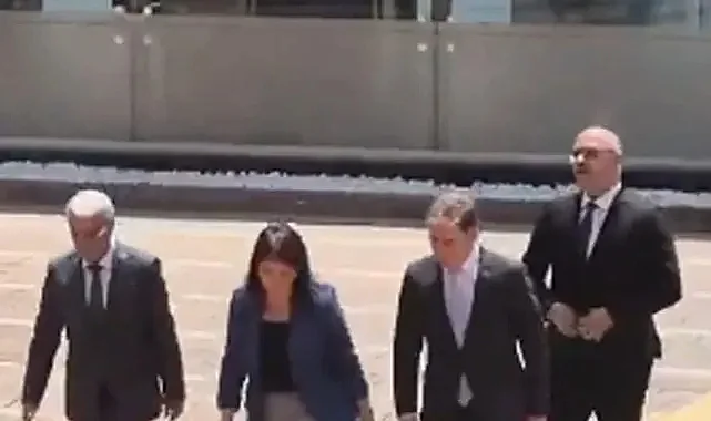 DEM Parti Heyeti, CHP Lideri Özgür Özel’le Görüşüyor
