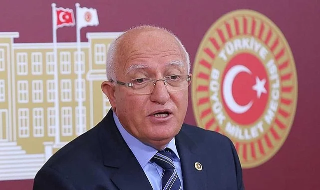 Eski CHP Milletvekili Gürkut Acar Hayatını Kaybetti