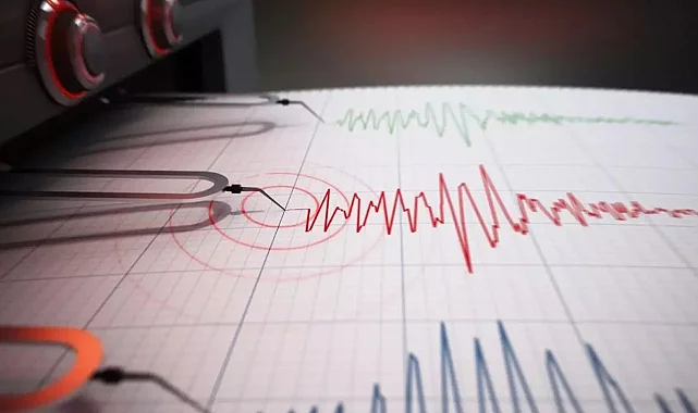 İstanbul'da Deprem! Çevre İllerde de Hissedildi...