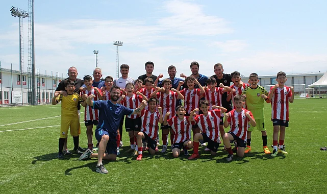 Kadıköyspor’dan U11 ve U13’te Çifte Zafer