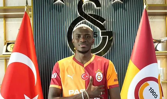 Osimhen'in Yıllık Maaşı Dudak Uçuklattı: Sadakat Primi de Var