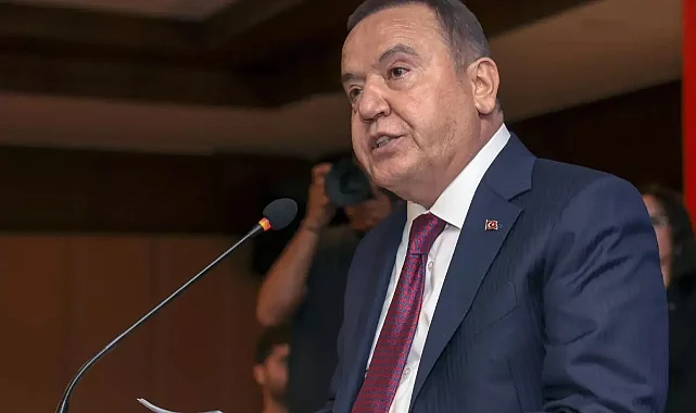Rüşvetten Tutuklu Böcek Acilen Hastaneye Sevk Edildi