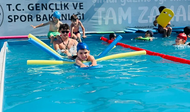Salıpazarı’nda Yüzme Projesi İlgi Görüyor