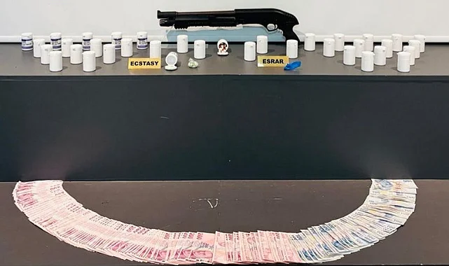 Samsun'da 4 Bin Hap ve Yarım Kilo Sentetik Uyuşturucu Ele Geçirildi! 7 Gözaltı...