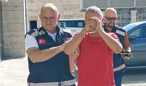 Samsun'da Eşini ve Kızını Hastanelik Eden Adam Tutuklandı