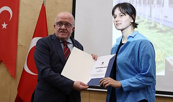 Samsun Üniversitesi'nde 50 Lise Öğrencisi Yapay Zeka Yaz Okulunu Tamamladı