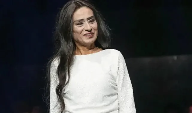 Yıldız Tilbe Hastalığını Sahne Ortasında Açıkladı