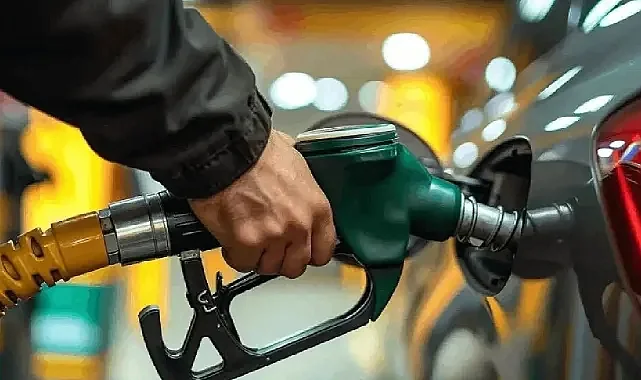 Akaryakıta Yarın Gece Motorine de Zam Geliyor